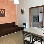 Luna Apartman *